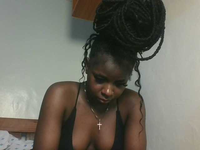 Sexykitten1 webcam