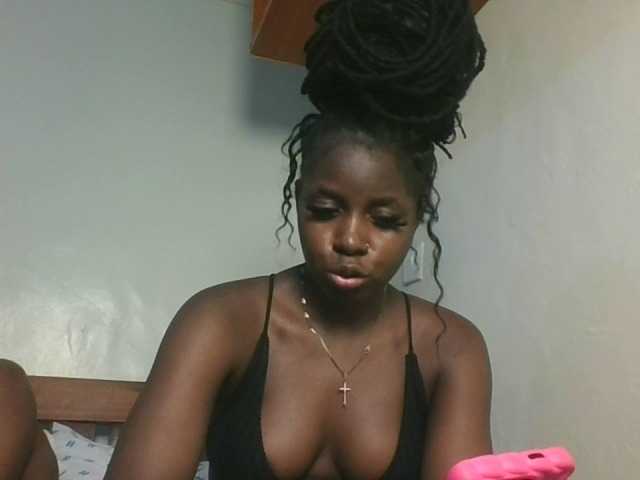 Sexykitten1 webcam