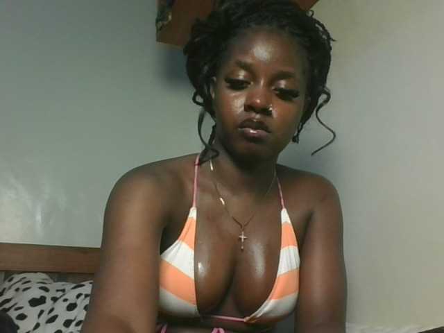Sexykitten1 webcam