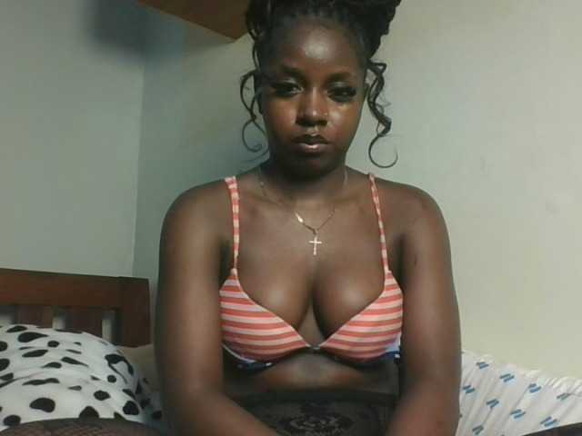 Sexykitten1 webcam