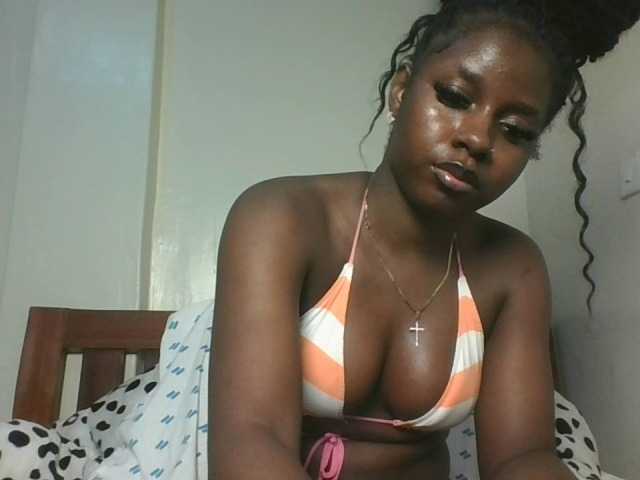 Sexykitten1 webcam