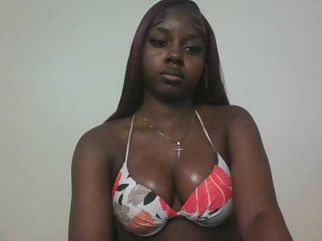 Sexykitten1 webcam