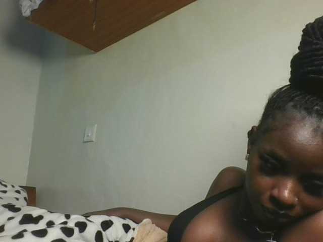 Sexykitten1 live cam on BongaCams
