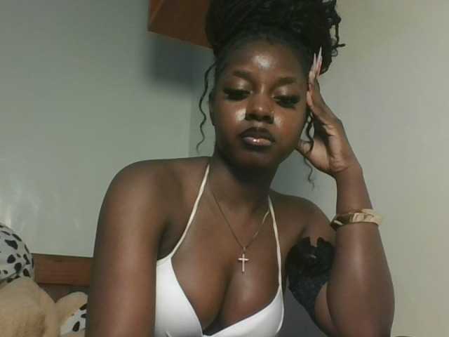 Sexykitten1 webcam