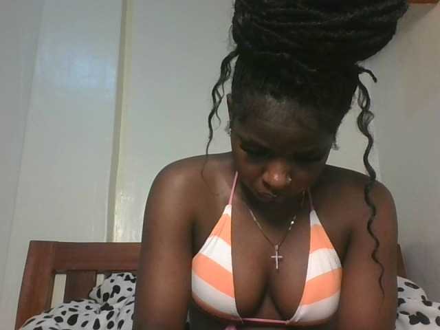 Sexykitten1 webcam