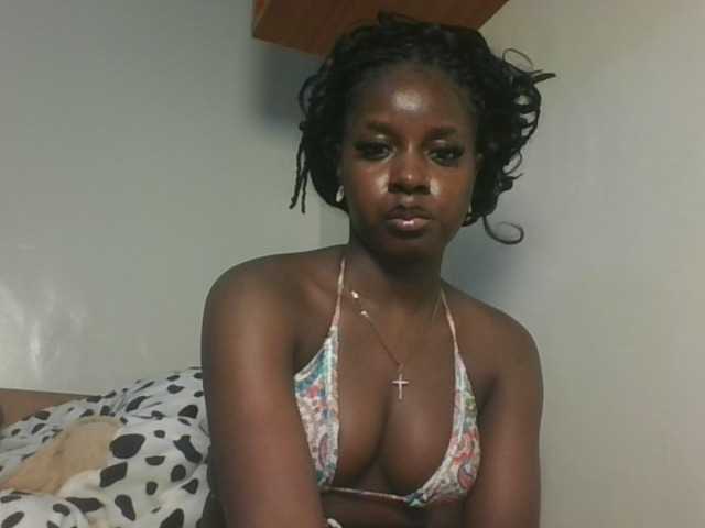 Sexykitten1 webcam
