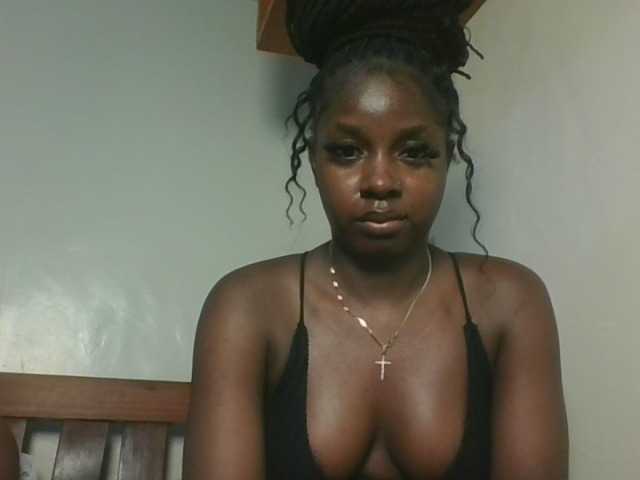 Sexykitten1 webcam