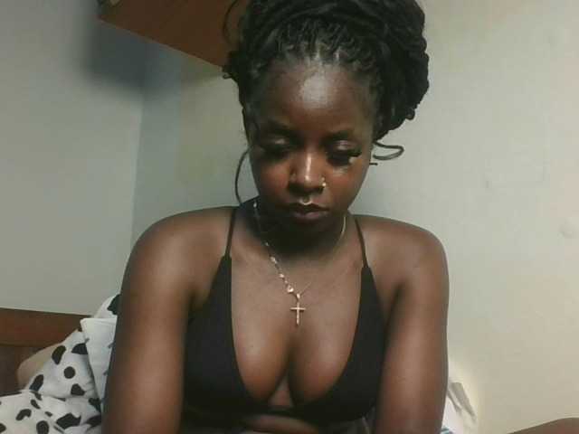 Sexykitten1 webcam