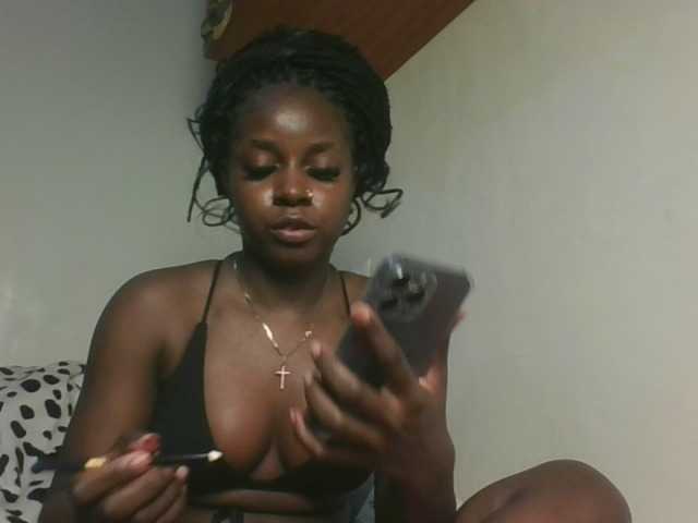 Sexykitten1 webcam
