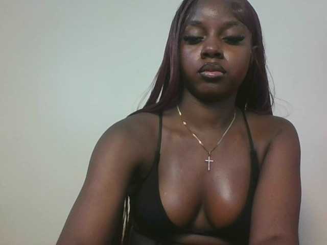 Sexykitten1 webcam