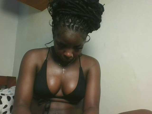 Sexykitten1 webcam