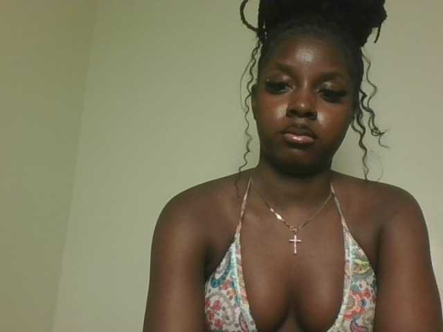 Sexykitten1 webcam