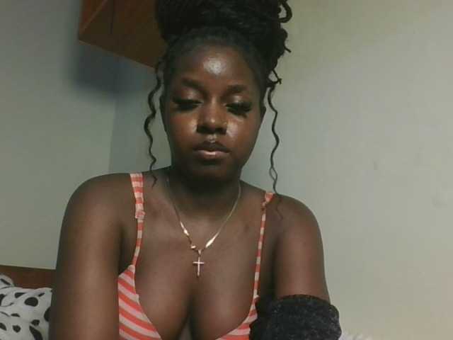 Sexykitten1 webcam