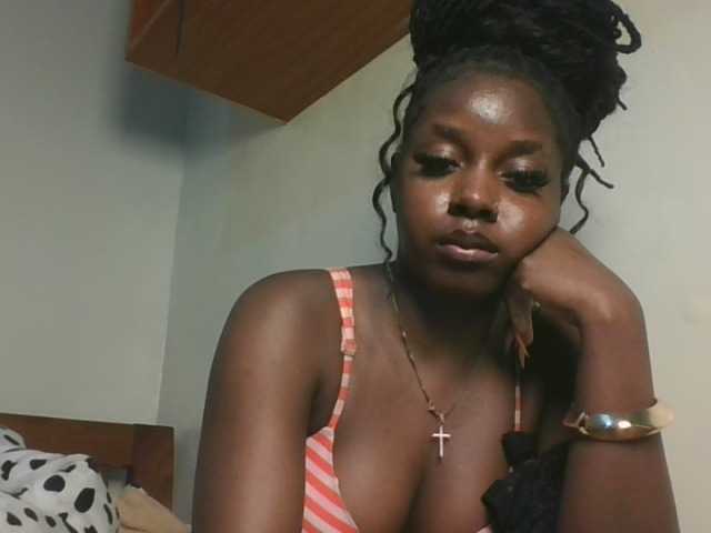 Sexykitten1 webcam
