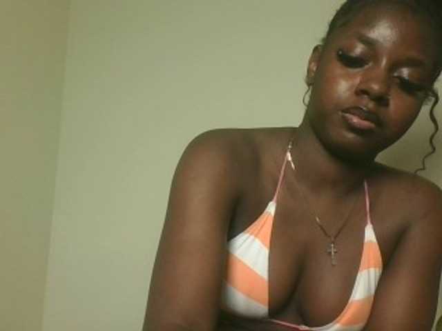Sexykitten1 webcam