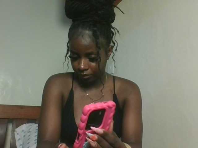 Sexykitten1 webcam