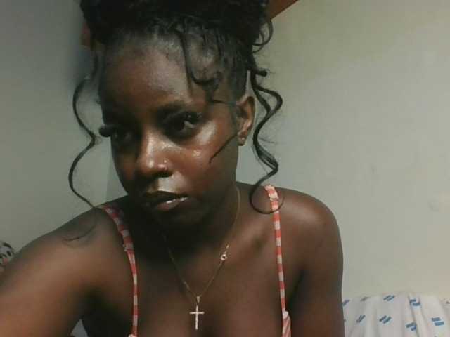 Sexykitten1 webcam