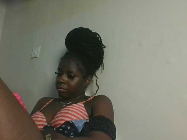 Sexykitten1 webcam