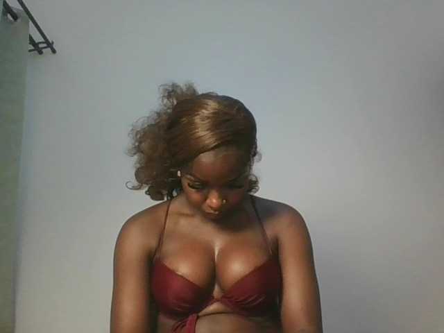 Sexykitten1 live cam on BongaCams