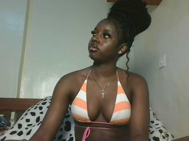 Sexykitten1 webcam