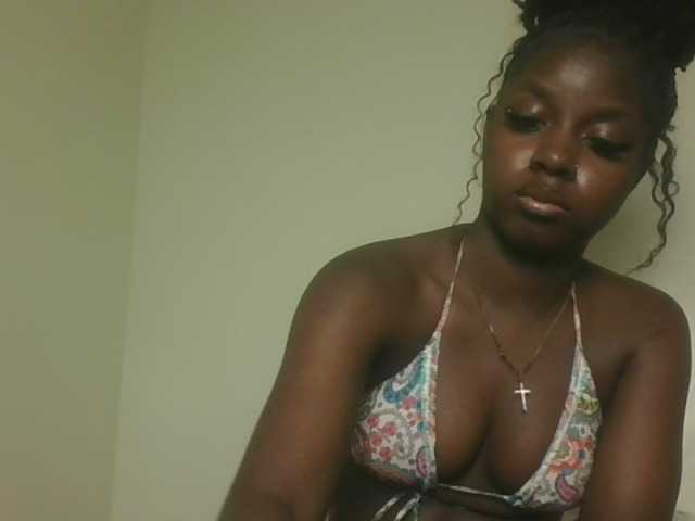 Sexykitten1 webcam