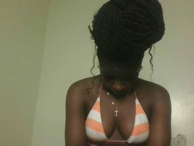 Sexykitten1 live cam on BongaCams
