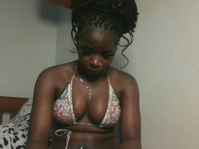 Sexykitten1 webcam