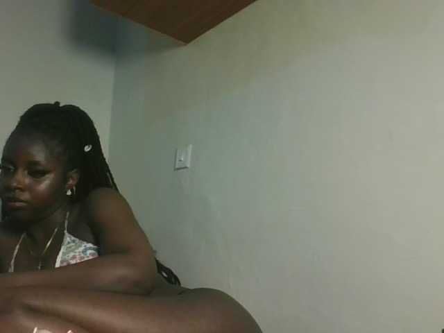 Sexykitten1 live cam on BongaCams