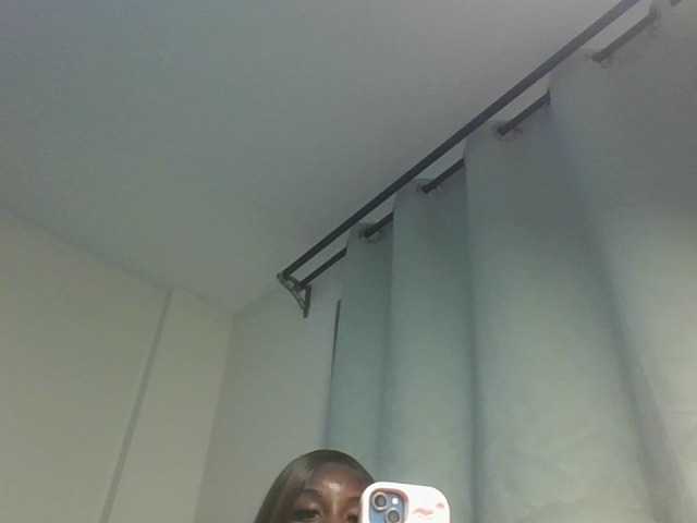 Sexykitten1 live cam on BongaCams