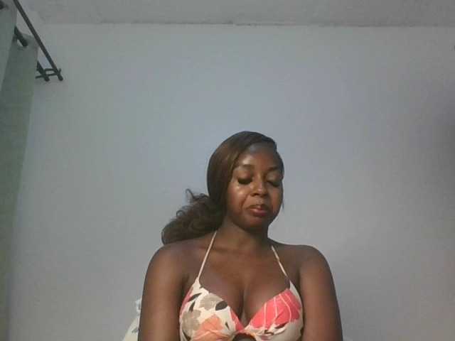 Sexykitten1 live cam