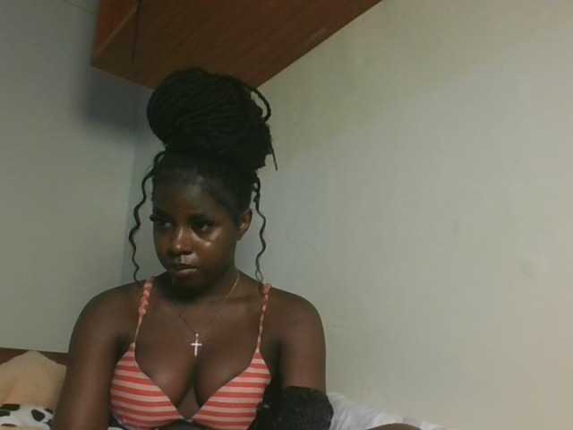 Sexykitten1 webcam