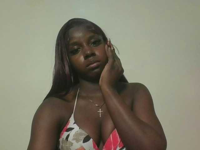Sexykitten1 webcam