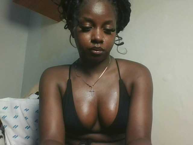 Sexykitten1 webcam