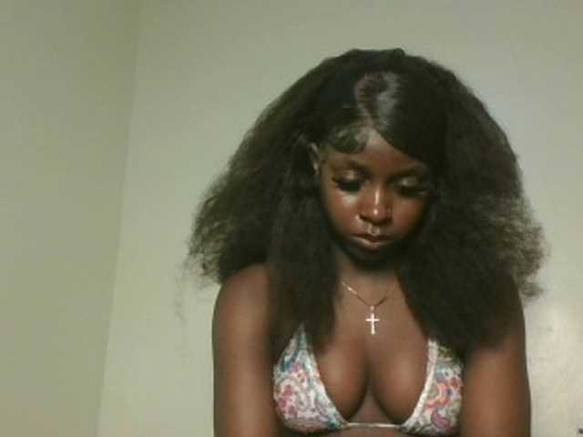 Sexykitten1 webcam