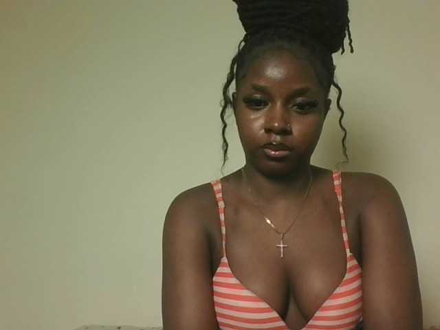 Sexykitten1 webcam