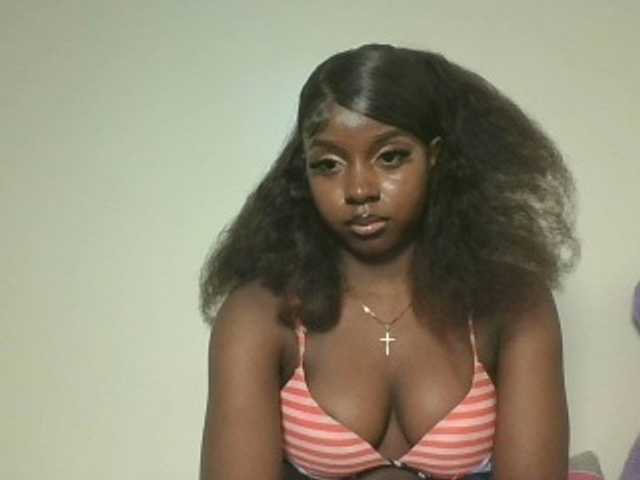 Sexykitten1 webcam