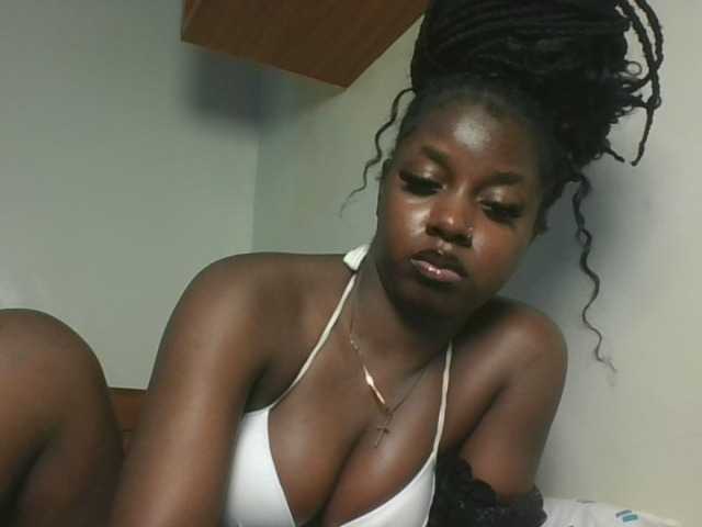 Sexykitten1 webcam