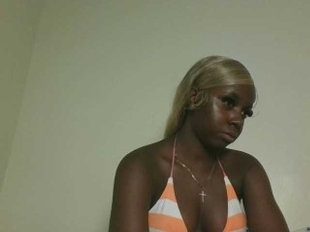 Sexykitten1 webcam