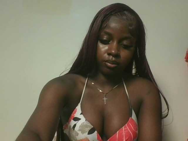 Sexykitten1 webcam