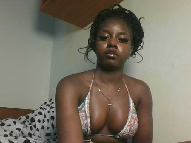 Sexykitten1 webcam