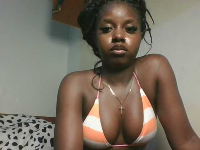 Sexykitten1 webcam