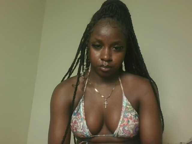 Sexykitten1 webcam