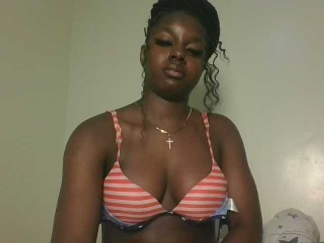 Sexykitten1 webcam