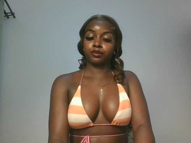 Sexykitten1 live cam preview