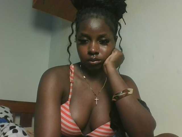 Sexykitten1 webcam