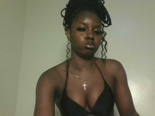 Sexykitten1 webcam