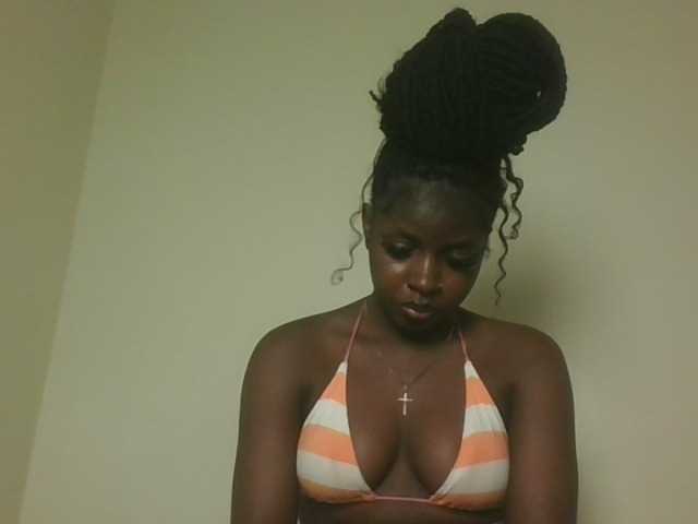 Sexykitten1 live cam on BongaCams