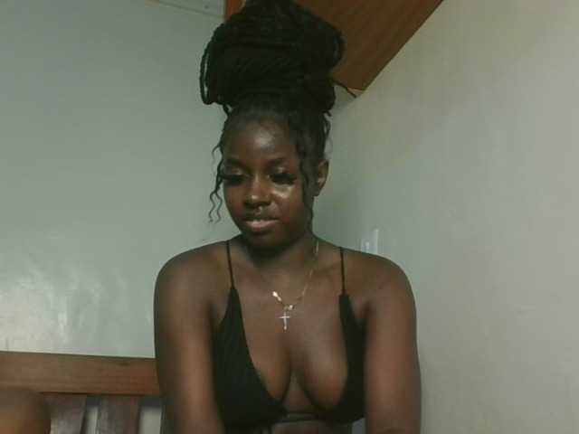 Sexykitten1 webcam