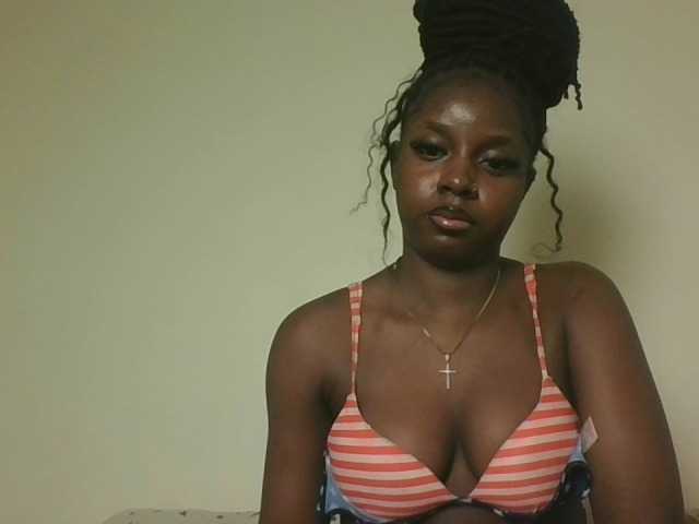 Sexykitten1 webcam
