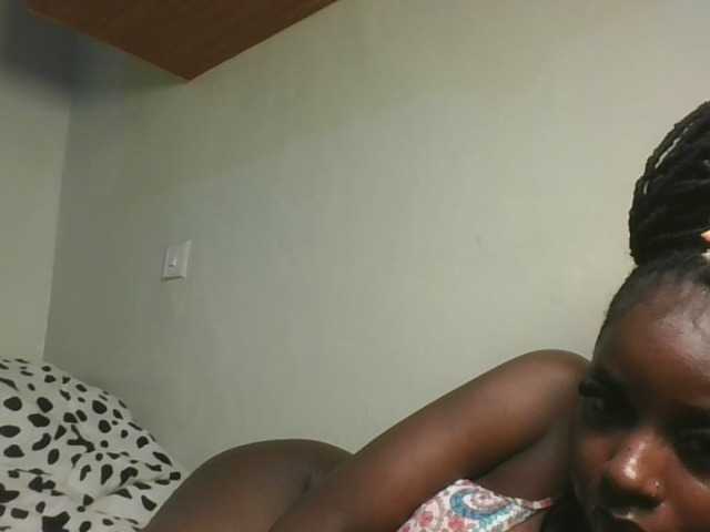 Sexykitten1 live cam on BongaCams